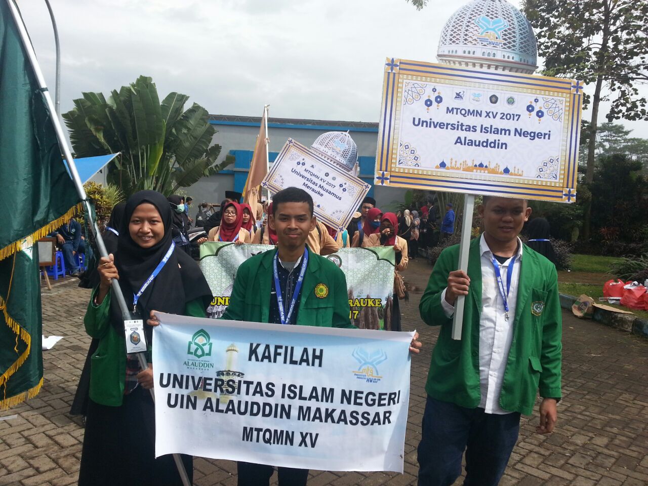 Gambar KONTINGEN UIN ALAUDDIN MAKASSAR TURUT DALAM PAWAI TAARUF MTQMN XV MALANG